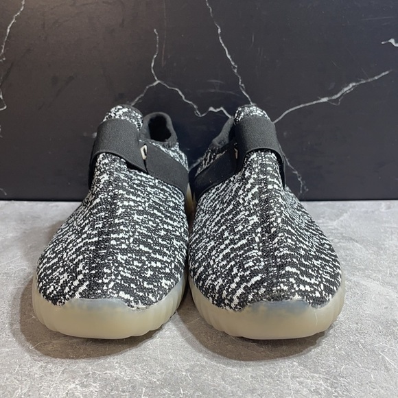 Sport sneaker Black/White Size 5m - Picture 2 of 9